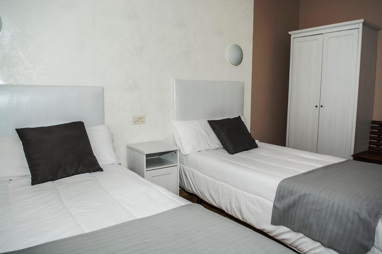 Hotel Voar Ribadeo Eksteriør billede